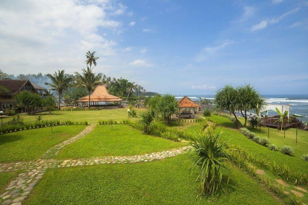 Pondok Pitaya Balian Hotel Selemadeg  Exterior photo